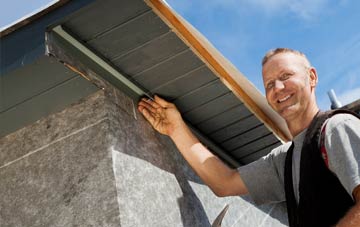 soffit installation Kinmylies
